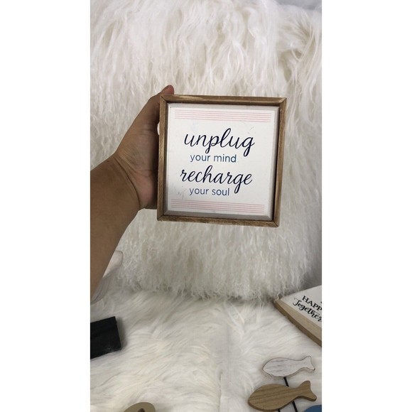 NEW - 5 set Decor Home Wood Sea, Beach, Fish, Decor Tabletop Home Office - Picture 8 of 13